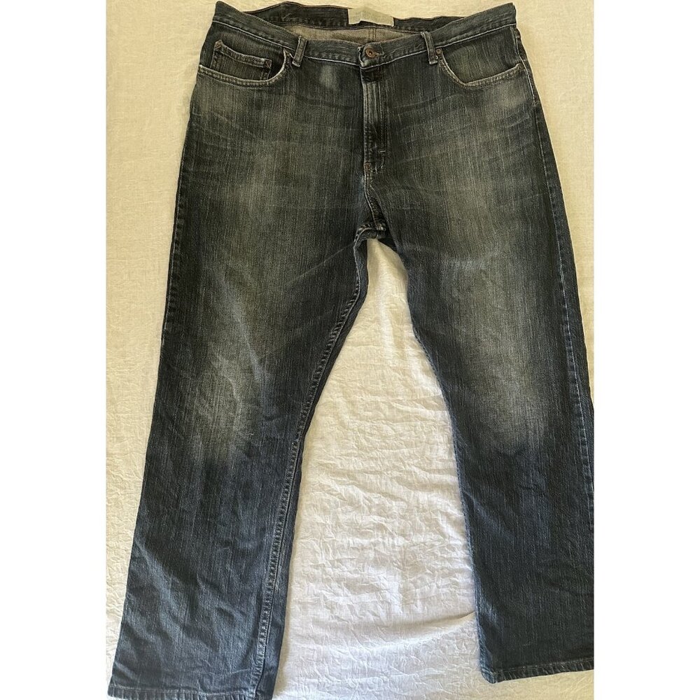 Wrangler Men's Size 40x30 Jeans Relaxed Straight Dark Wash Western Workwear Pant - Picture 2 of 13